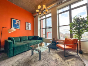 McCormick 2Br-2Ba family unit for up to 8 guests with Optional Parking & Gym access